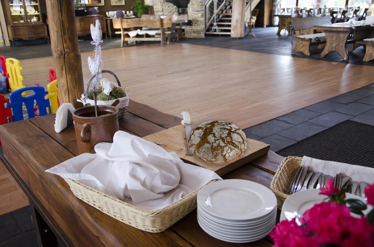 Zagloba Karczma Hotel Ополе Екстериор снимка
