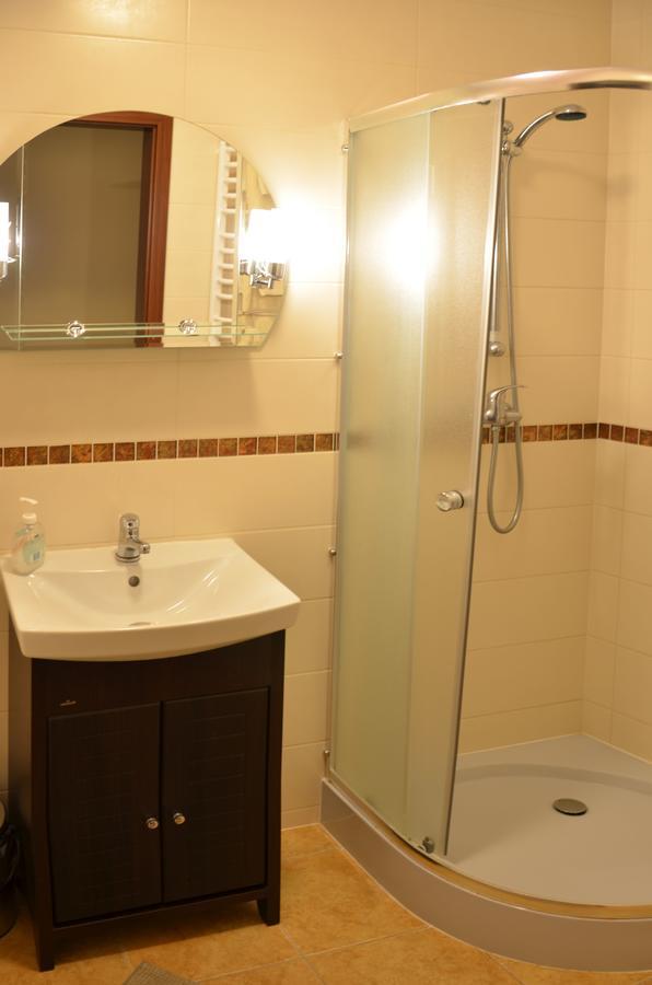 Zagloba Karczma Hotel Ополе Екстериор снимка